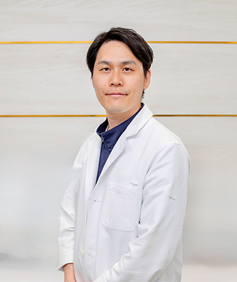 濱本 靖也(はまもと やすなり) HALO DENTAL CLINIC 院長/歯科医師